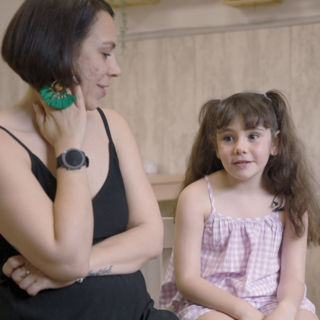 2FOTO-CUADRADA-JIMENA-Y-SU-MADRE